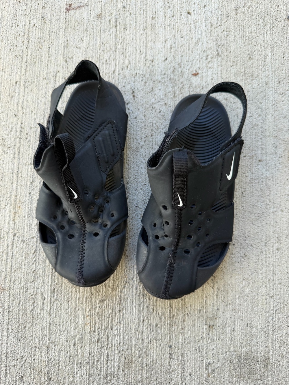 Nike Sandals Kids 10 Sunray Protect 2 Casual Slingback Flats 943827-001 size 11